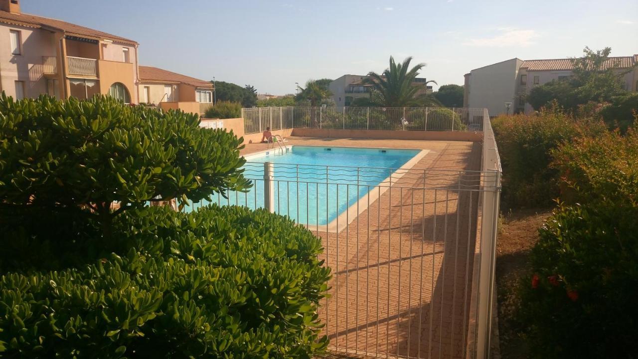 Lara 3 - T2 Loggia Piscine 2 Lits Doubles Parking Pres Du Centre-Port Et Ile Loisirs Apartment Agde Exterior foto
