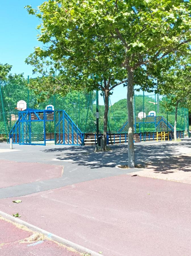 Lara 3 - T2 Loggia Piscine 2 Lits Doubles Parking Pres Du Centre-Port Et Ile Loisirs Apartment Agde Exterior foto